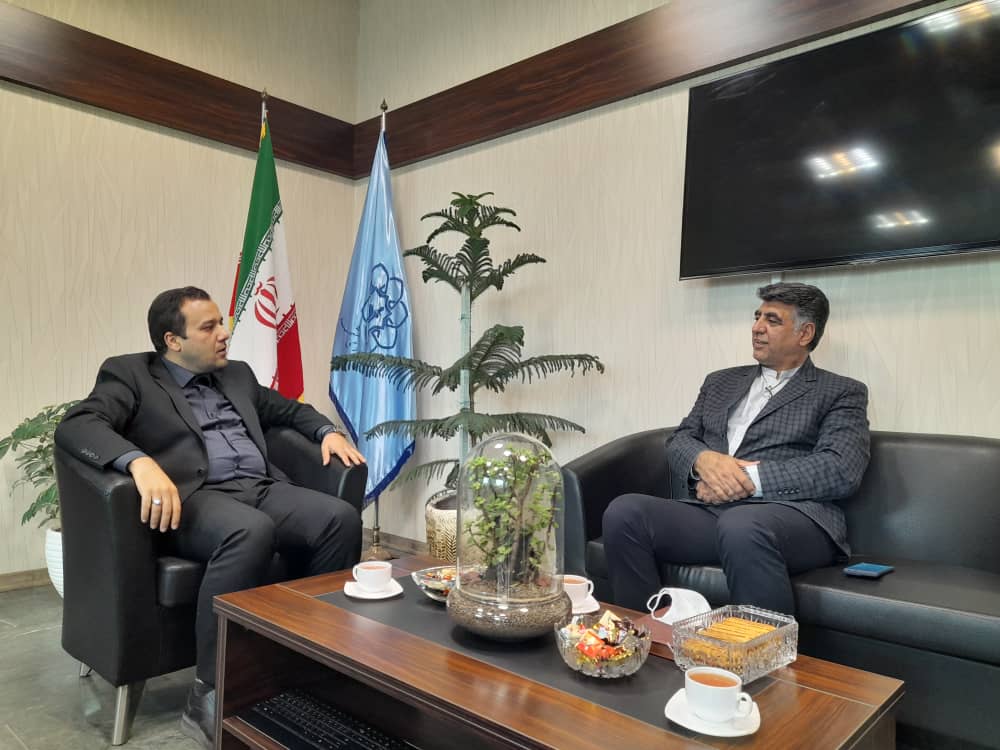 مدیرعامل شرکت همیاران شمال شرق با مدیرعامل سازمان مدیریت حمل و نقل بار درون شهری شهرداری مشهد دیدار کرد